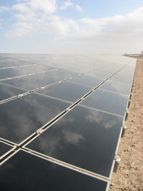 Masdar City solar power plant. Credit: Marika Krakowiak / ZacharyShahan.com.